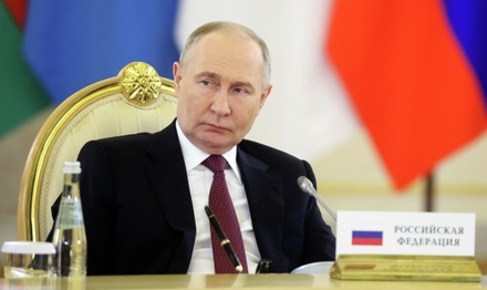 Владимир Путин заявил об успешном развитии российско-армянских отношений