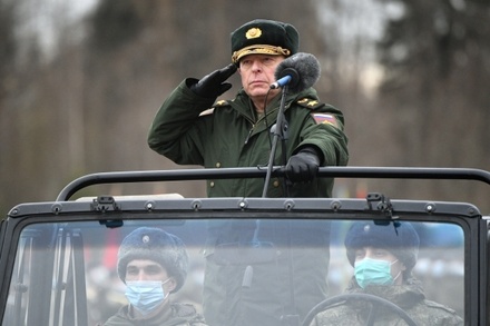 Главком Сухопутных сил России прибыл в Минск
