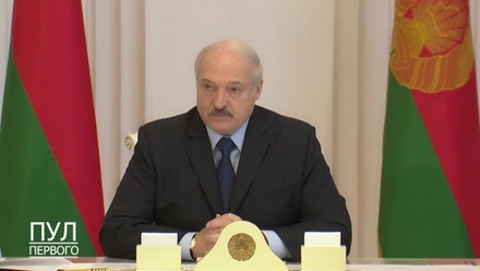 Александр Лукашенко заявил о невозможности отмены парада Победы в Белоруссии