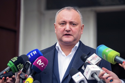 Президент Молдавии назвал отзыв посла из России провокацией