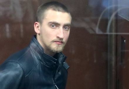 Павел Устинов получил 3,5 года колонии за нападение на бойца ОМОНа в Москве