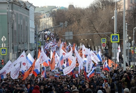 Полиция оценила число участников марша памяти Немцова в Москве в 5 тысяч человек