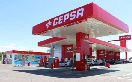 Испанская Cepsa заявила о прекращении закупок российских нефтепродуктов и газа