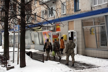 В Донбассе договорились о режиме перемирия для ремонта ЛЭП в Авдеевке