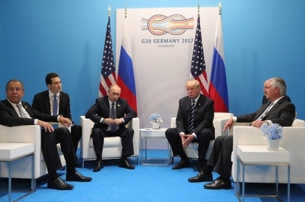Лавров сообщил подробности первых переговоров Путина и Трампа