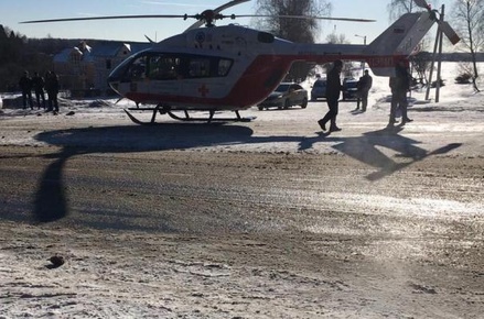 Двух пострадавших в ДТП в Новой Москве госпитализировали на вертолёте
