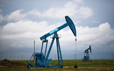 Цена нефти марки Brent опустилась ниже 48 долларов впервые за два с половиной года