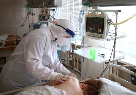 Власти Москвы заявили о высокой вероятности наступления четвёртой волны коронавируса