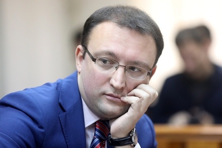 Мосгорсуд оставил под домашним арестом пресс-секретаря Роскомнадзора