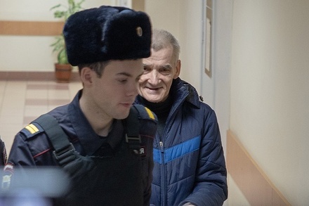 Суд продлил арест руководителю карельского «Мемориала» Юрию Дмитриеву