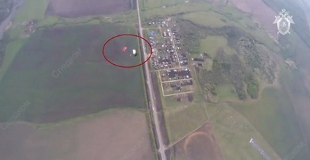 Смертельный прыжок парашютистов в Татарстане сняли на видео