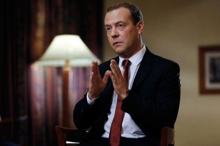 Медведев не сомневается в способности кабмина «потянуть» майские указы Путина