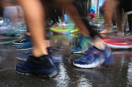 Дождь не помешал участникам Московского марафона