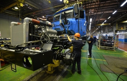 На заводе «Урал» опровергли данные о переходе сотрудников на неполный рабочий день