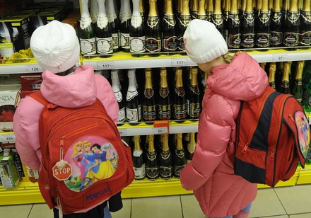 Дети с разрешения родителей займутся контрольными закупками алкоголя