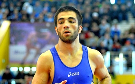 Российский борец-вольник выиграл чемпионат Европы в категории до 65 кг