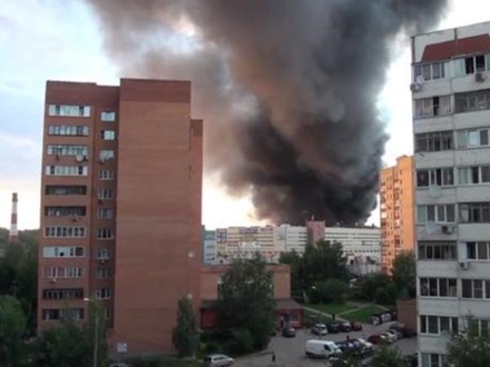 Очевидцы сообщили о крупном пожаре в Мытищах