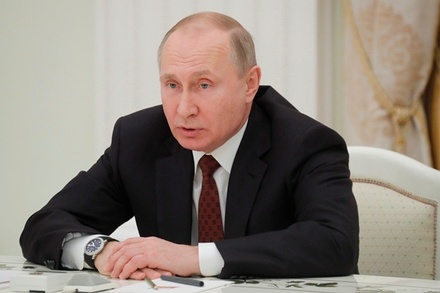 Путин в числе причин пожара в ТЦ в Кемерове назвал халатность и разгильдяйство