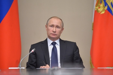 Владимир Путин подписал закон о повышении акцизов на бензин и дизтопливо