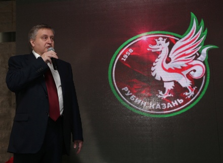 Президент футбольного клуба «Рубин» попросил об отставке