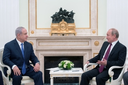 Ушаков сообщил о договорённости Путина и Нетаньяху продолжать контакты