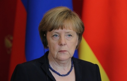 Ангела Меркель выступила за продление санкций против России