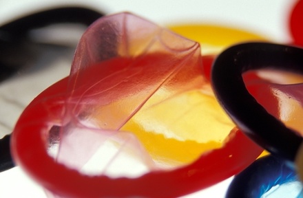 Российские власти хотят ограничить госзакупки импортных презервативов