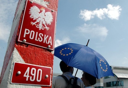 Еврокомиссия дала Польше месяц на решение проблем с судебной реформой