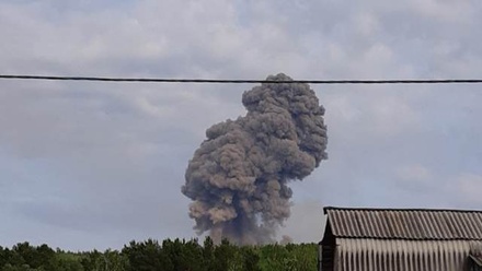 На складах с боеприпасами в Красноярском крае произошли взрывы 