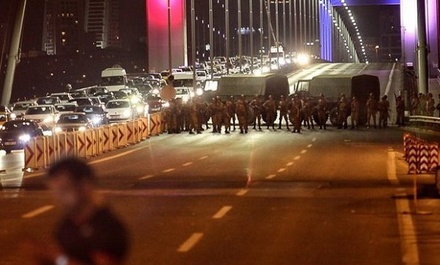 Сторонники военного переворота в Турции заявили о желании продолжить борьбу