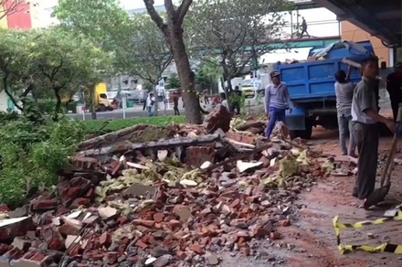 Число жертв землетрясения в Индонезии достигло 347