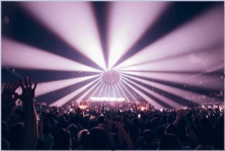 Концертный зал Music Media Dome в Москве могут закрыть за нарушения по коронавирусу