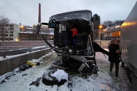 10 граждан России пострадали в ДТП с автобусом в Швейцарии