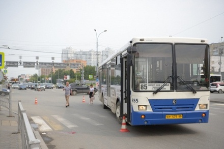 Водитель автобуса в Екатеринбурге обвинил в ДТП сбитых им пешеходов