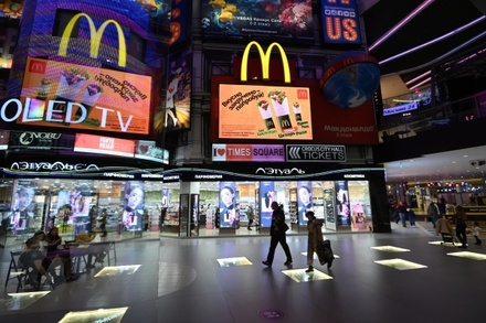 Маркетологи ожидают потери трети выручки от рекламы в России
