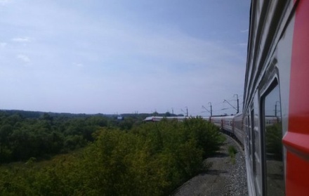 Четыре вагона поезда Екатеринбург-Адлер сошли с рельсов в Мордовии