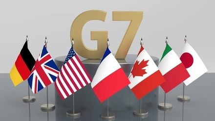 Страны G7 отказались от разморозки активов России до выплаты компенсации Украине