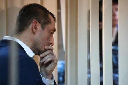Суд изъял в доход государства активы семьи полковника Захарченко