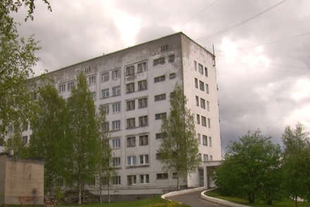 Родственники коронавирусных пациентов Северодвинской больницы пожаловались на неоказание помощи