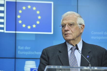 ЕС пригласил главу МИД Ирана в Брюссель обсудить деэскалацию в регионе
