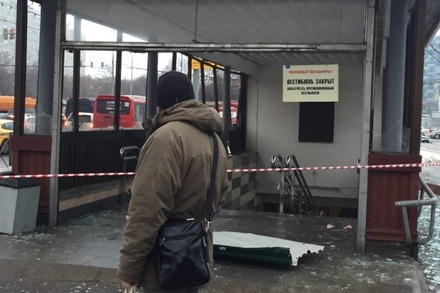 В сети удивились безразличию очевидцев взрыва на станции метро «Коломенская»