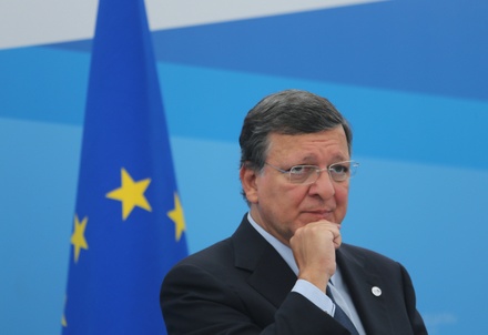 Брюссель считает исчерпанной историю с разговором Путина и Баррозу