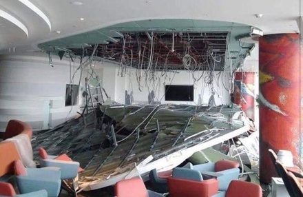В аэропорту Шереметьево обрушился потолок