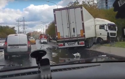 На северо-востоке Москвы столкнулись четыре машины