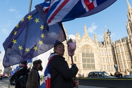 Евросоюз предложил Британии остаться в таможенном союзе с ЕС до конца 2020 года