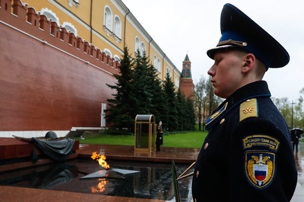 В Москве отметили 50-летие мемориала Могила Неизвестного Солдата