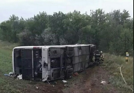 Один человек погиб в ДТП с участием автобуса под Саратовом