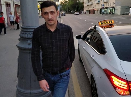 Москвич подрался с таксистом, который пытался обмануть болельщиков из Мексики