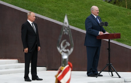 Лукашенко заявил о желании встретиться с Путиным в рамках ЕАЭС