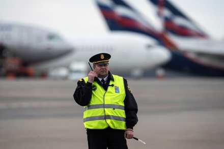 Авиарейс из Москвы в Магадан задержали на три часа из-за смерти пассажира